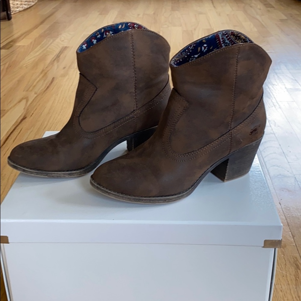 Rocket dog ankle boots size 9